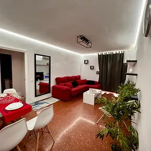 https://amplio-apartamento-familiar-con-parking-privado-en.es-andalucia.com